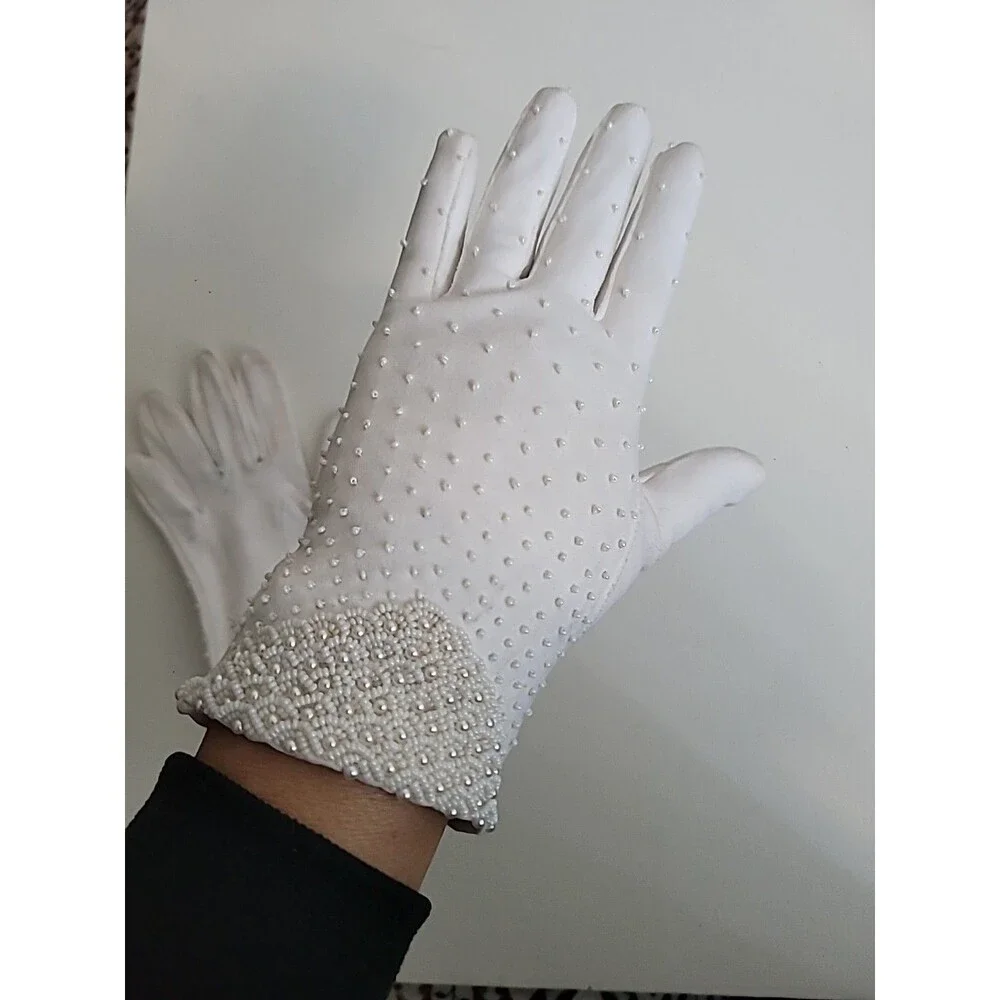 Vintage Ivory Cotton Beaded Ladies Gloves Sz 6